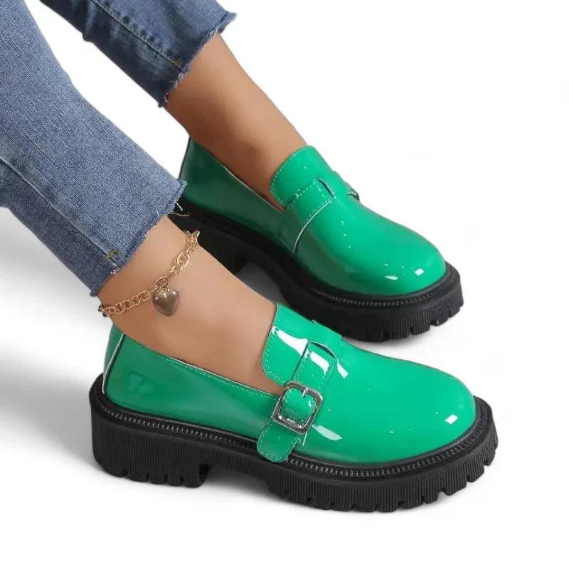 mocassin orthopédique femme vernis à talons – Image 5