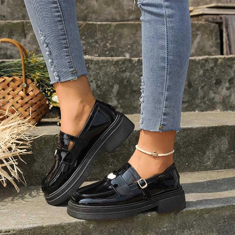 mocassin orthopédique femme vernis à boucle – Image 5